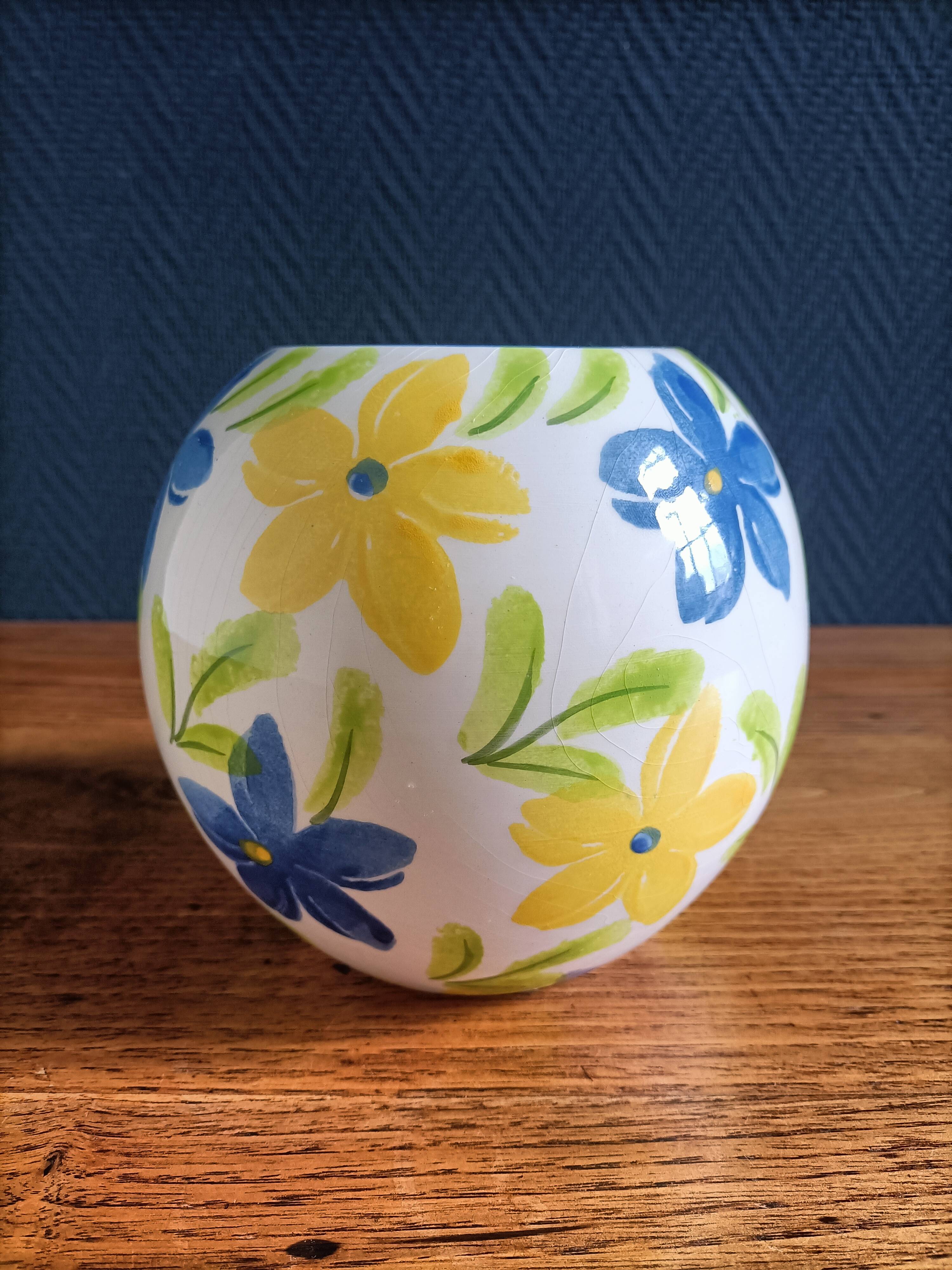 Hand-decorated round flower vase