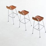 Tabourets de bar en cuir Charlotte Perriand Station de ski des Arcs France 1960