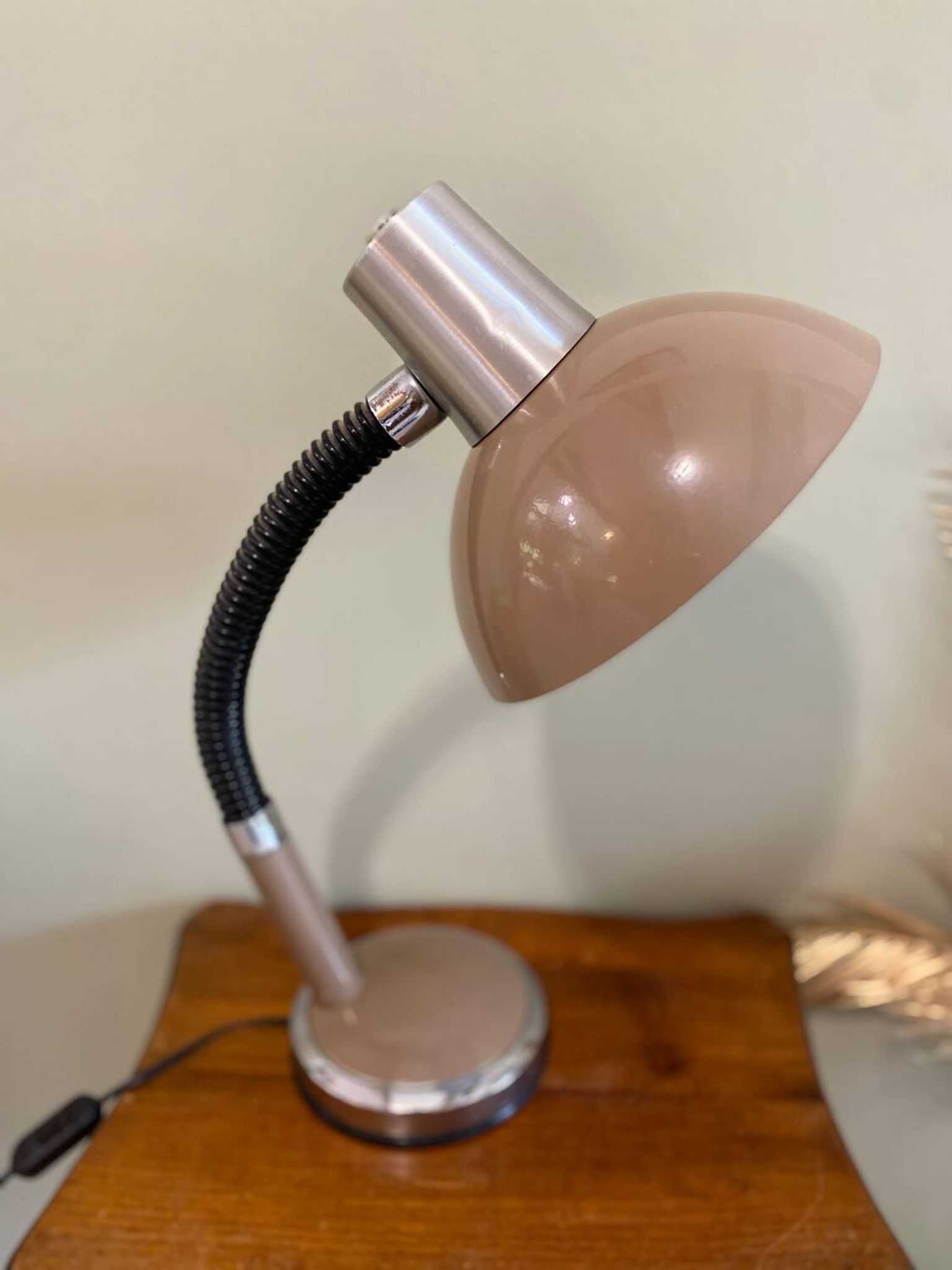Vintage articulated lamp