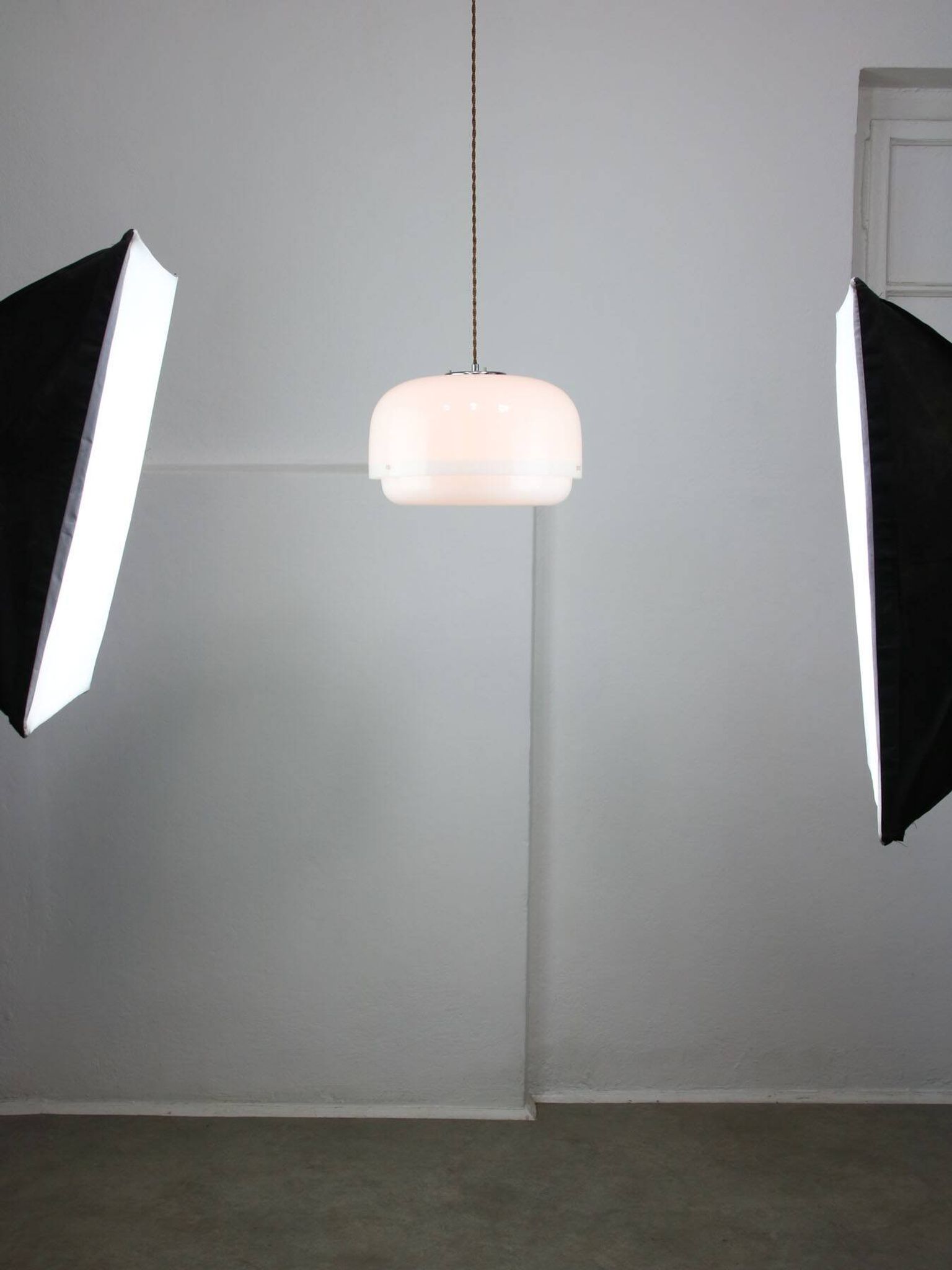 Italian White Medusa Pendant Lamp by Luigi Massoni for Guzzini, 1970s