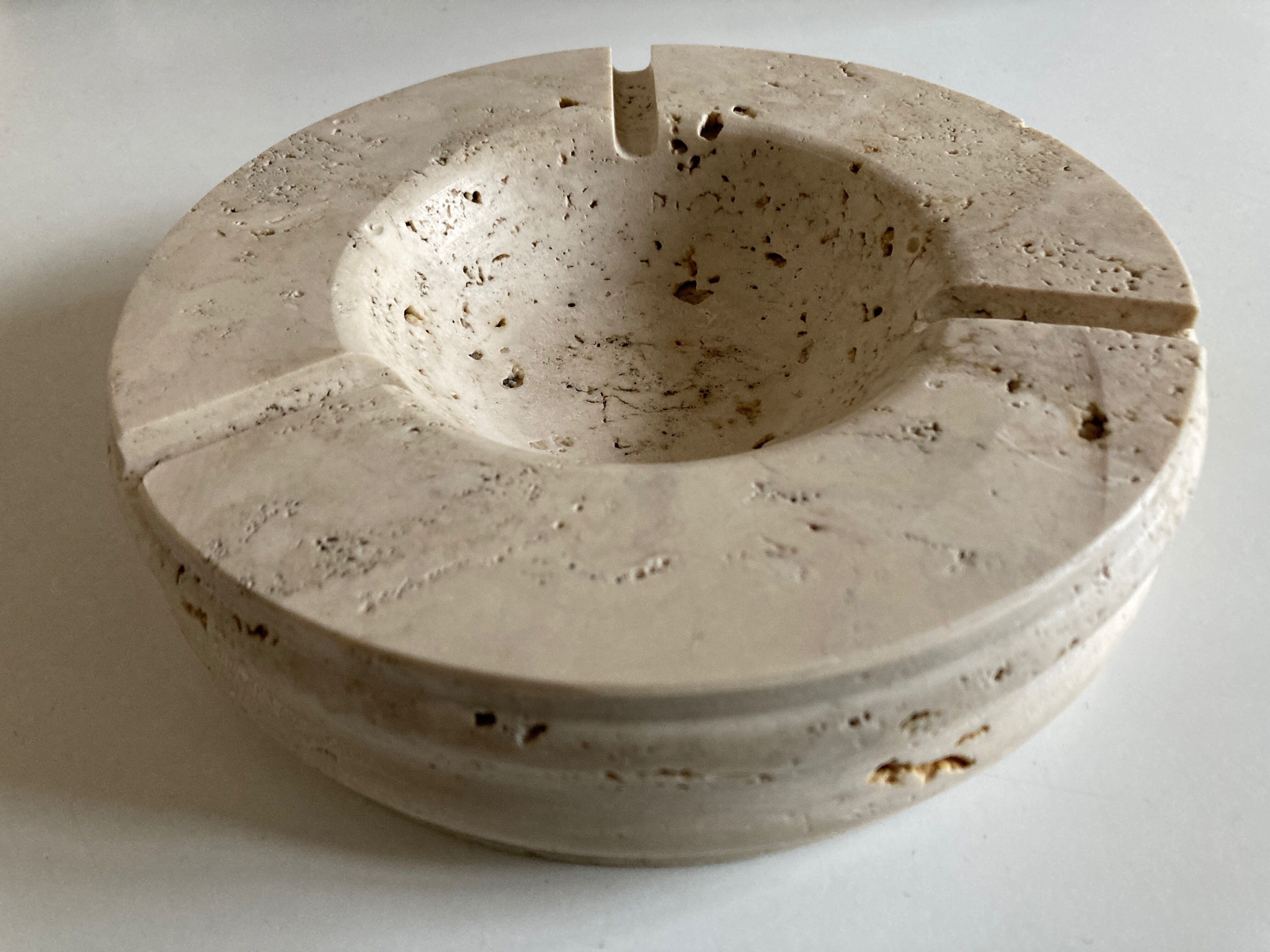 Travertine ashtray XXXL Italian neoclassical work 1970