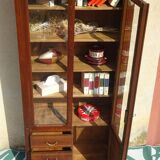 Small oak display case, old glass