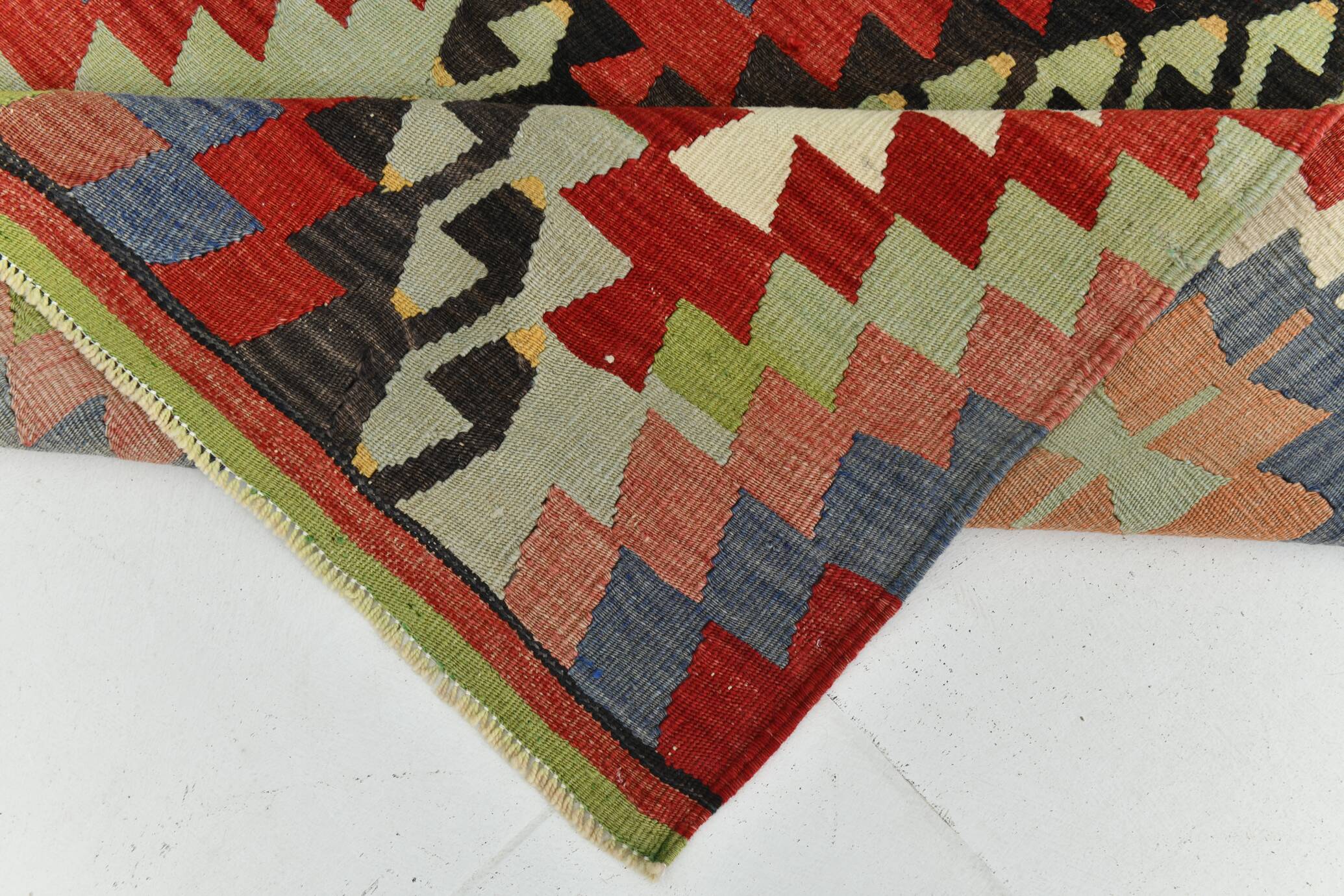 6x10 Green & Red Tribal Vintage Kilim Rug, 199x320Cm