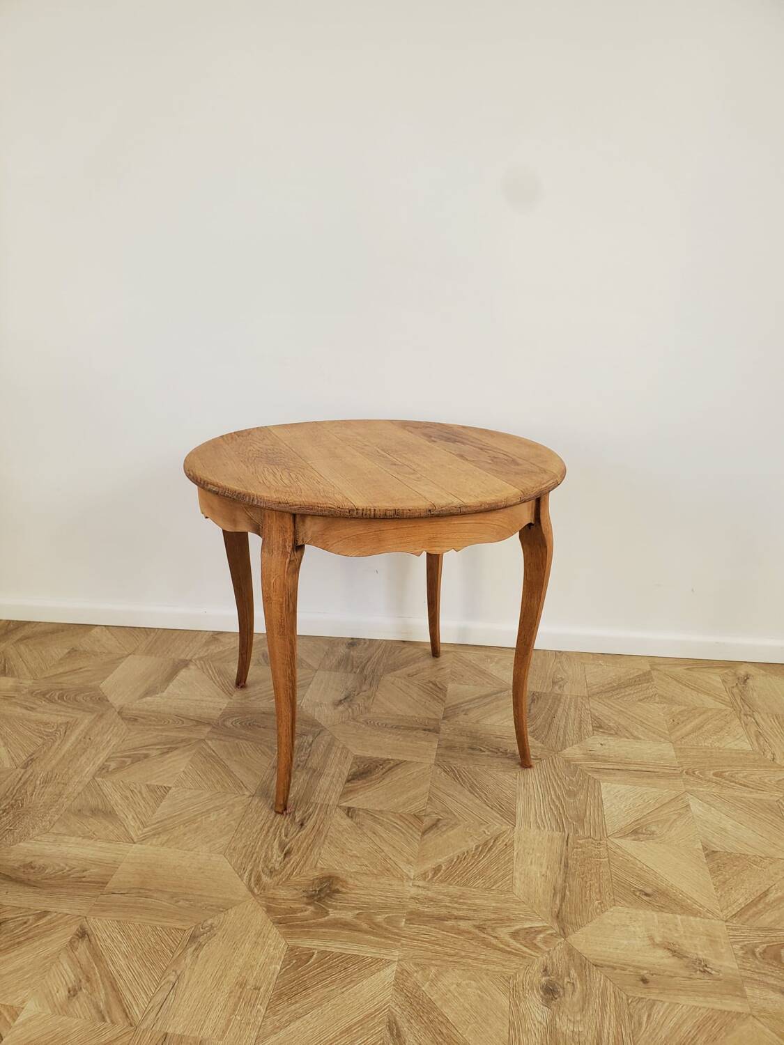 Table en bois ronde