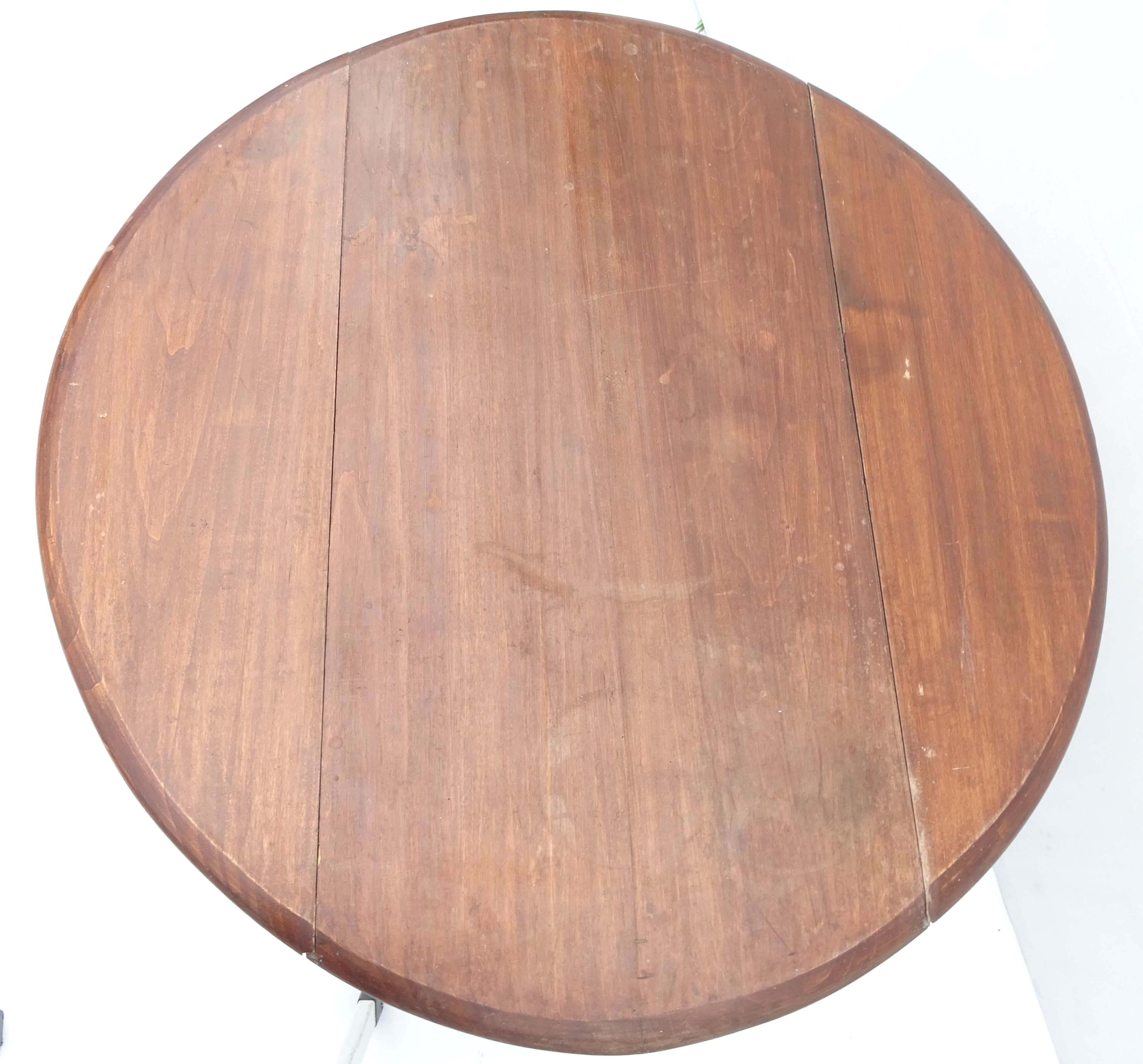 Table ronde à rabat
