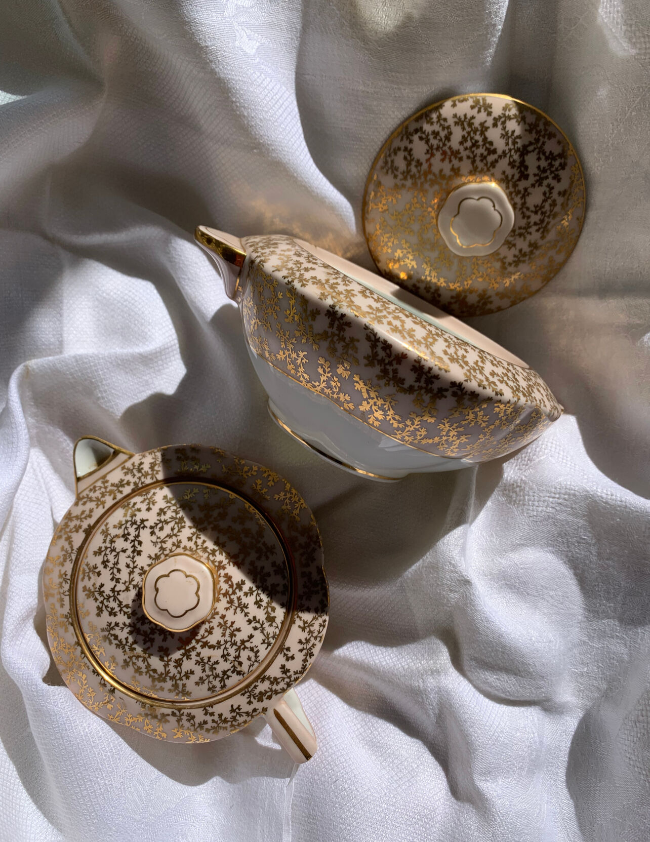 Pink and golden teapot and sugar bowl Limoges Charles Ahrenfeld