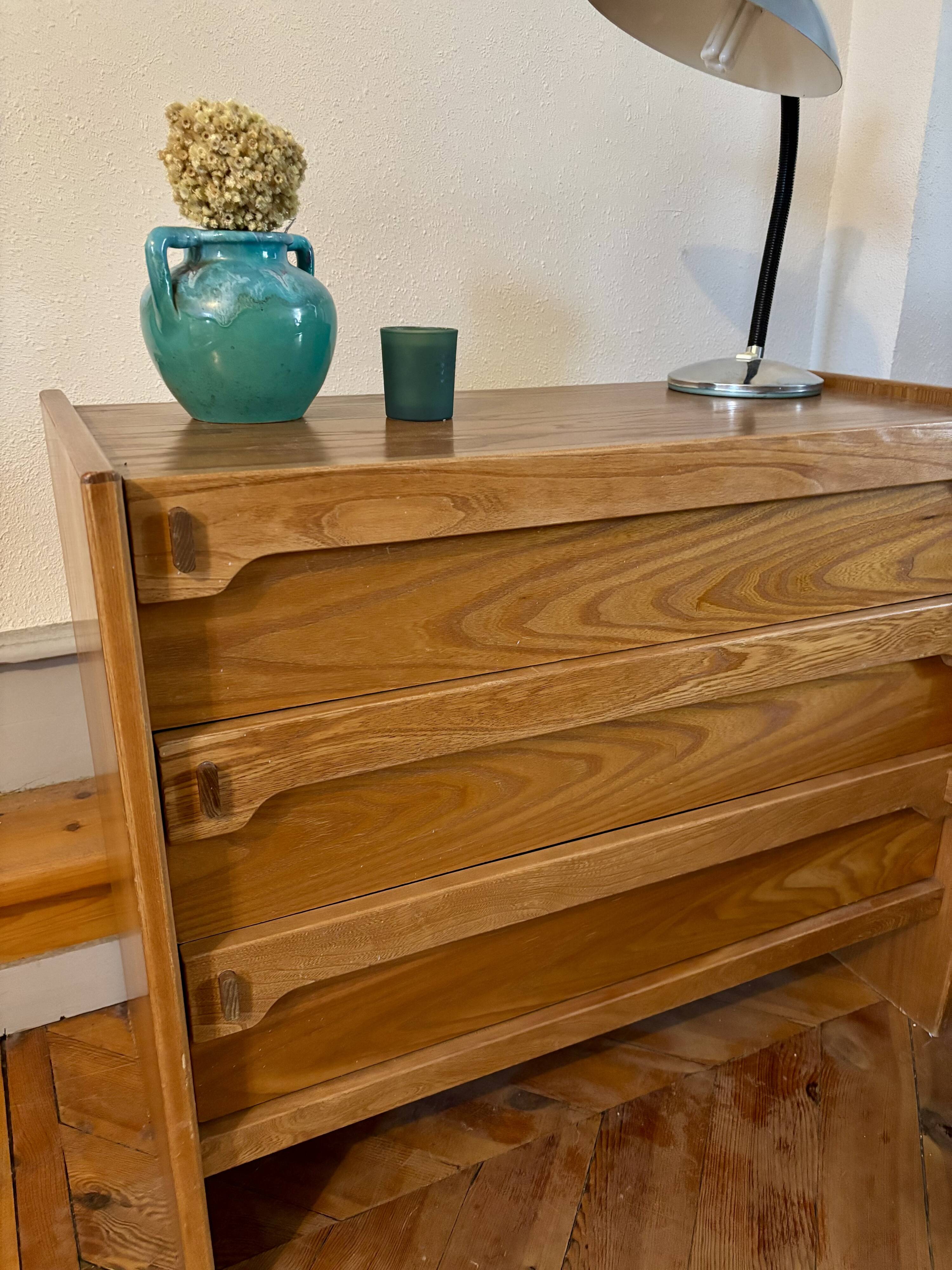 Vintage wooden chest of drawers 1970