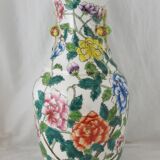 Chinese famille rose porcelain vase 20th century