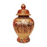 Chinese porcelain vase with lid