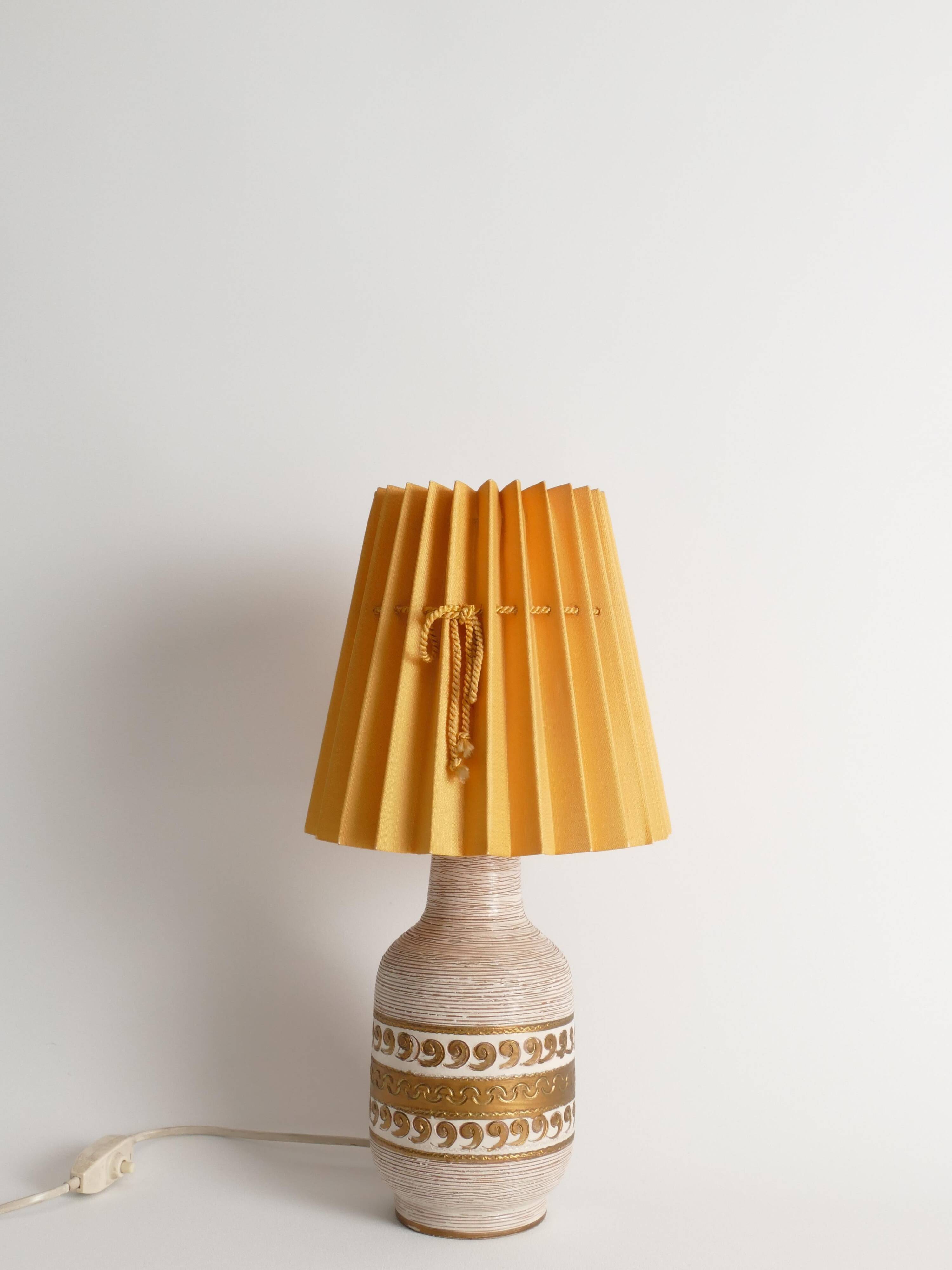 White and Gold Ceramic Table Lamp by Fratelli Fanciulacci, Italy 1970's