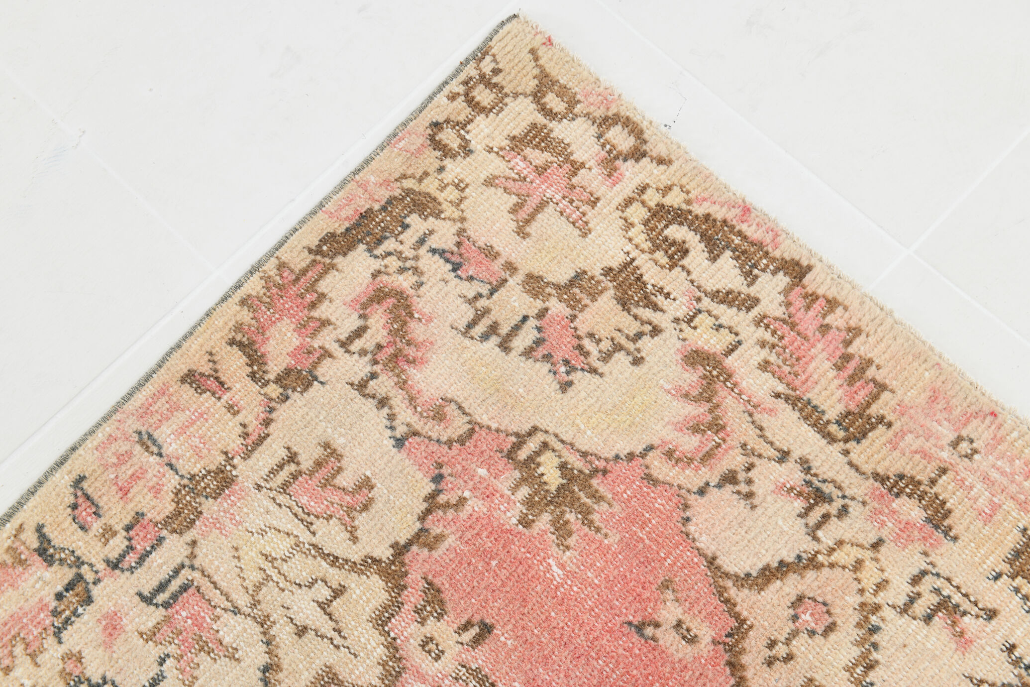 5x10 pink and beige classic turkish rug, 291x163cm