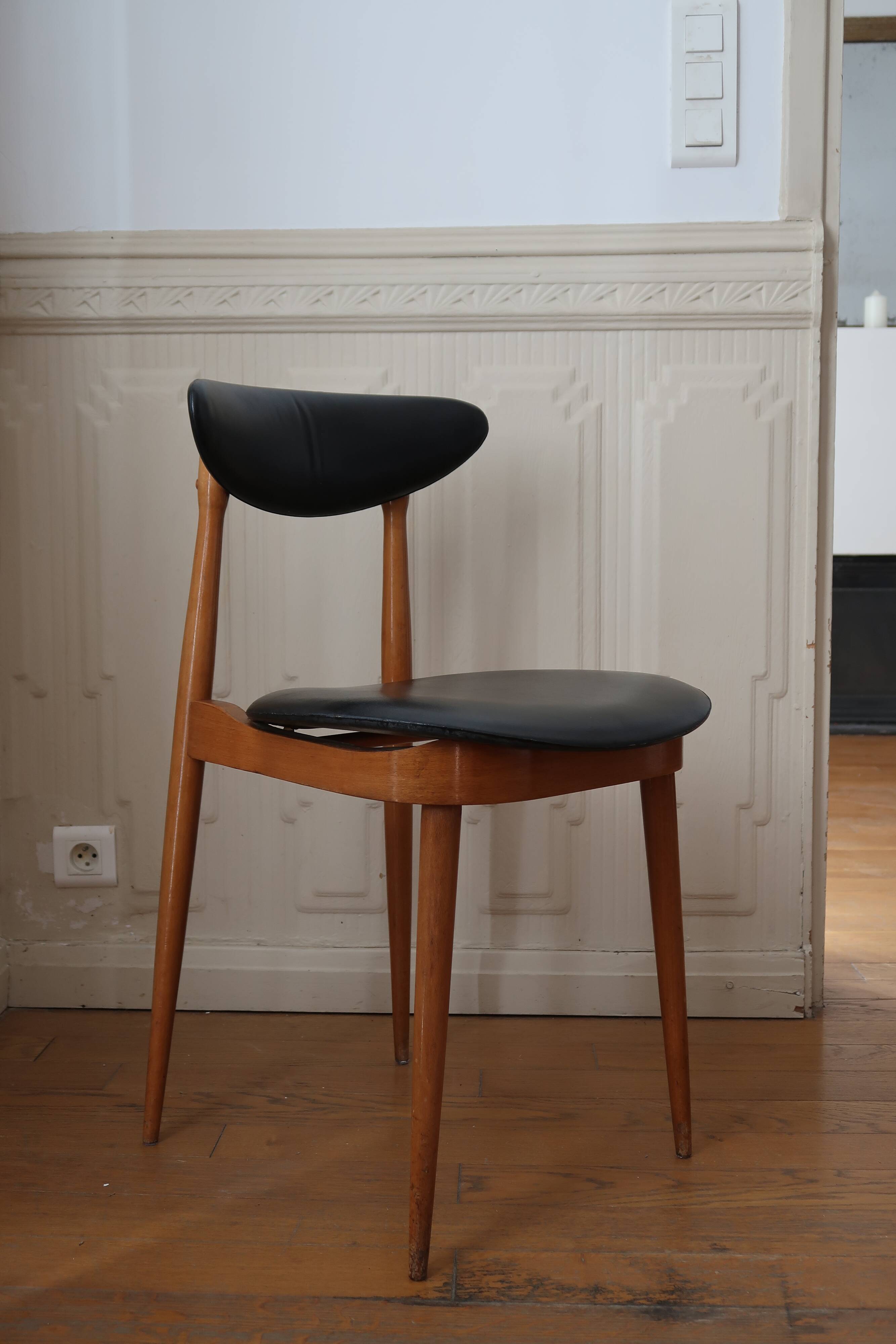 Pair of Licorne chairs by Baumann