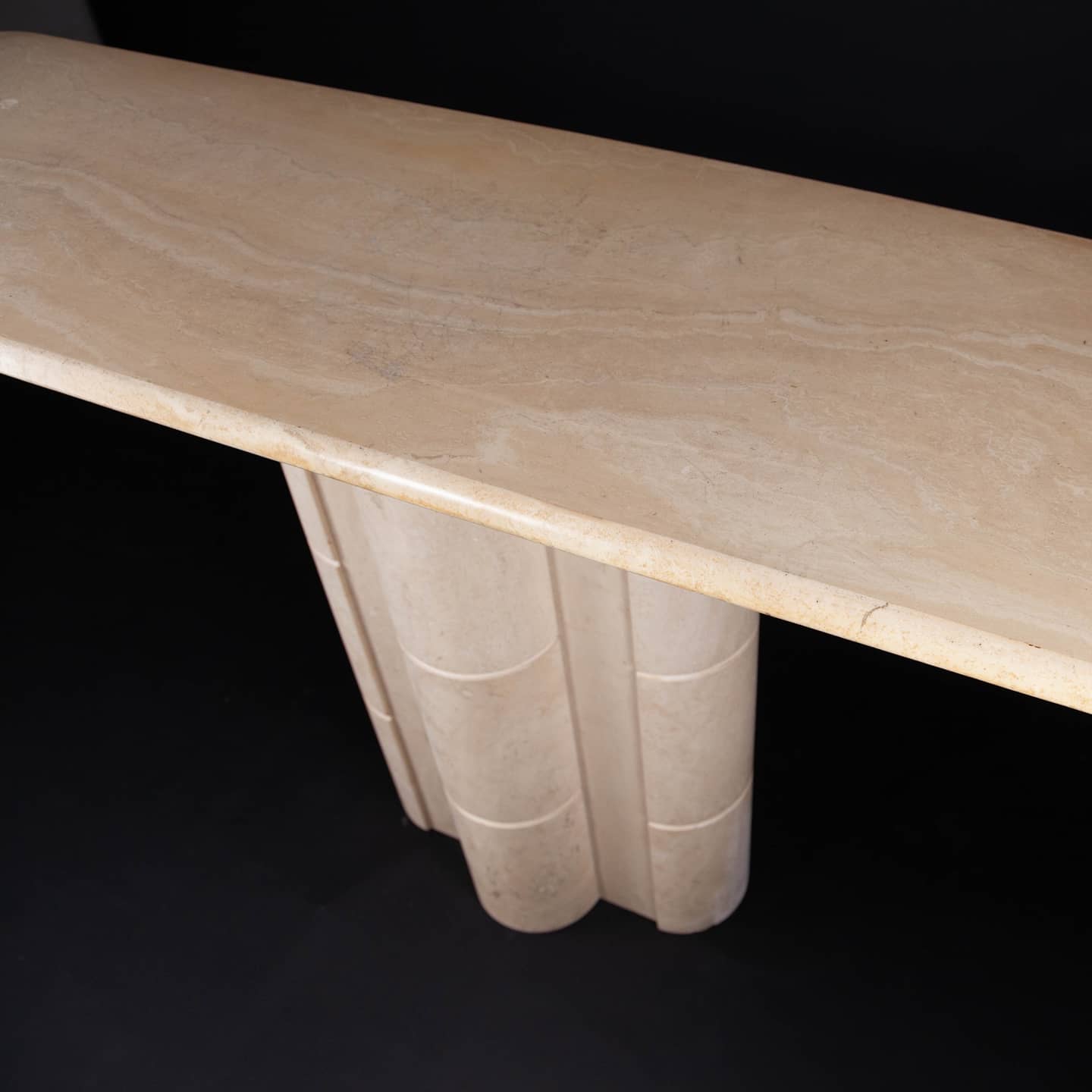 Vintage console in travertine