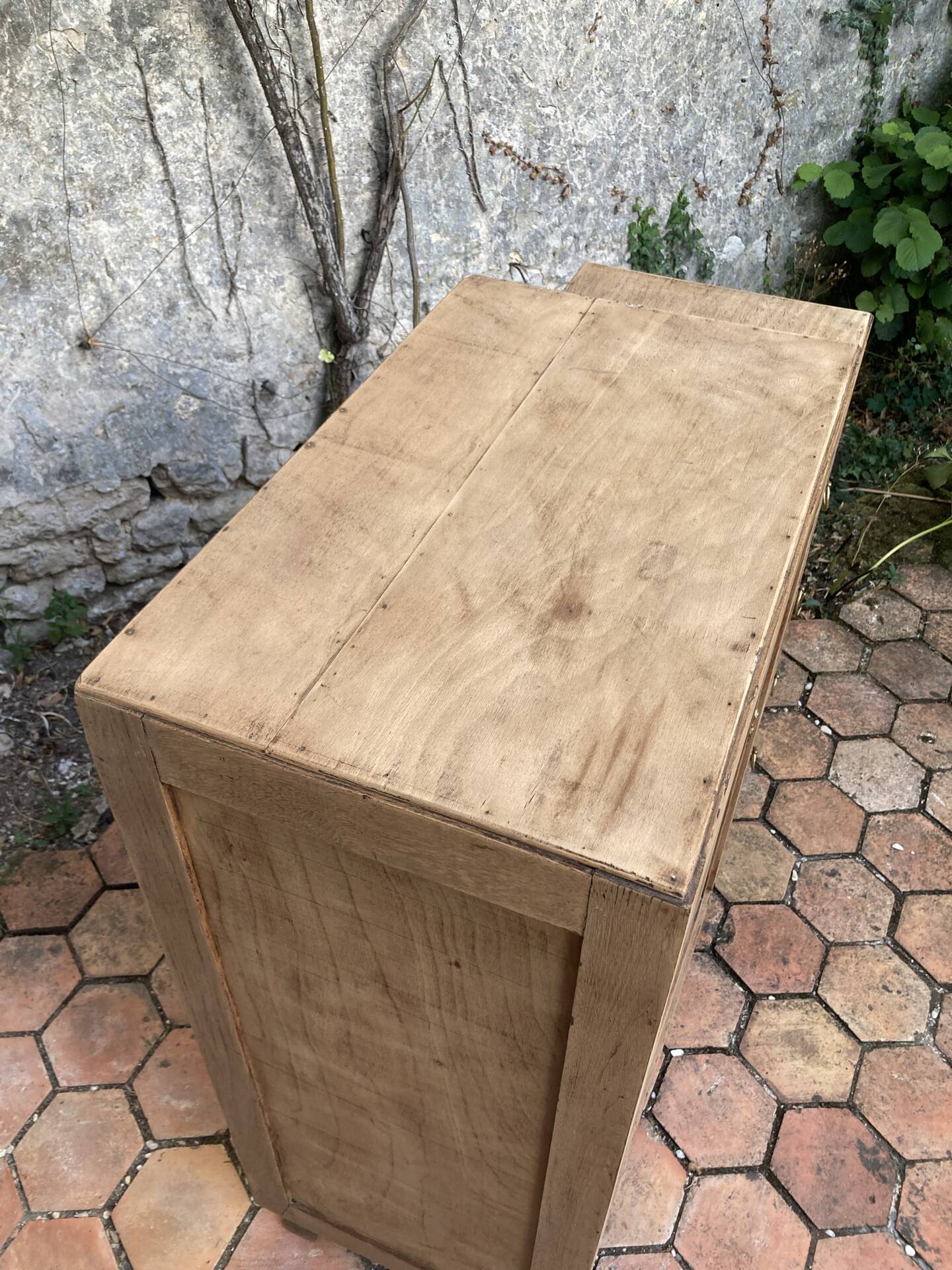 Buffet asymétrique ancien 