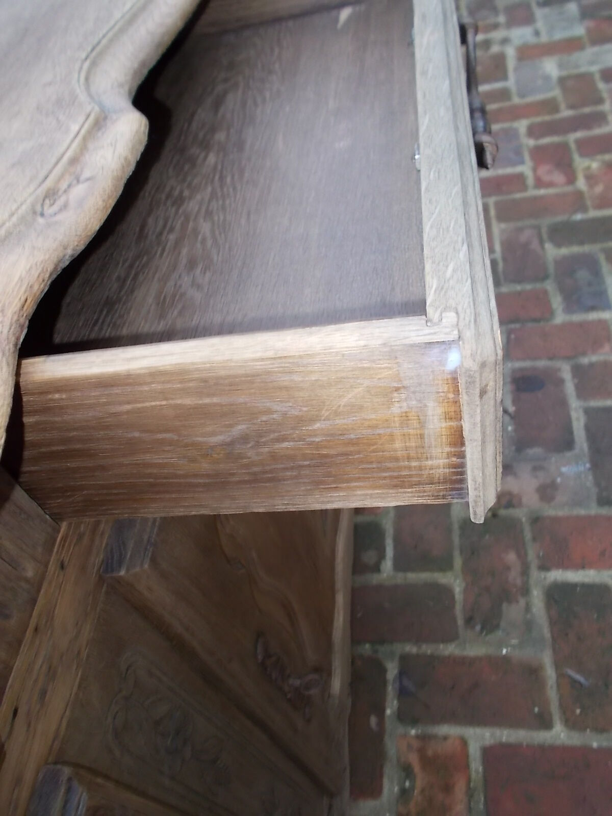Country-style sideboard