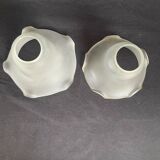 2 abat-jours tulipes anciens en verre dépoli