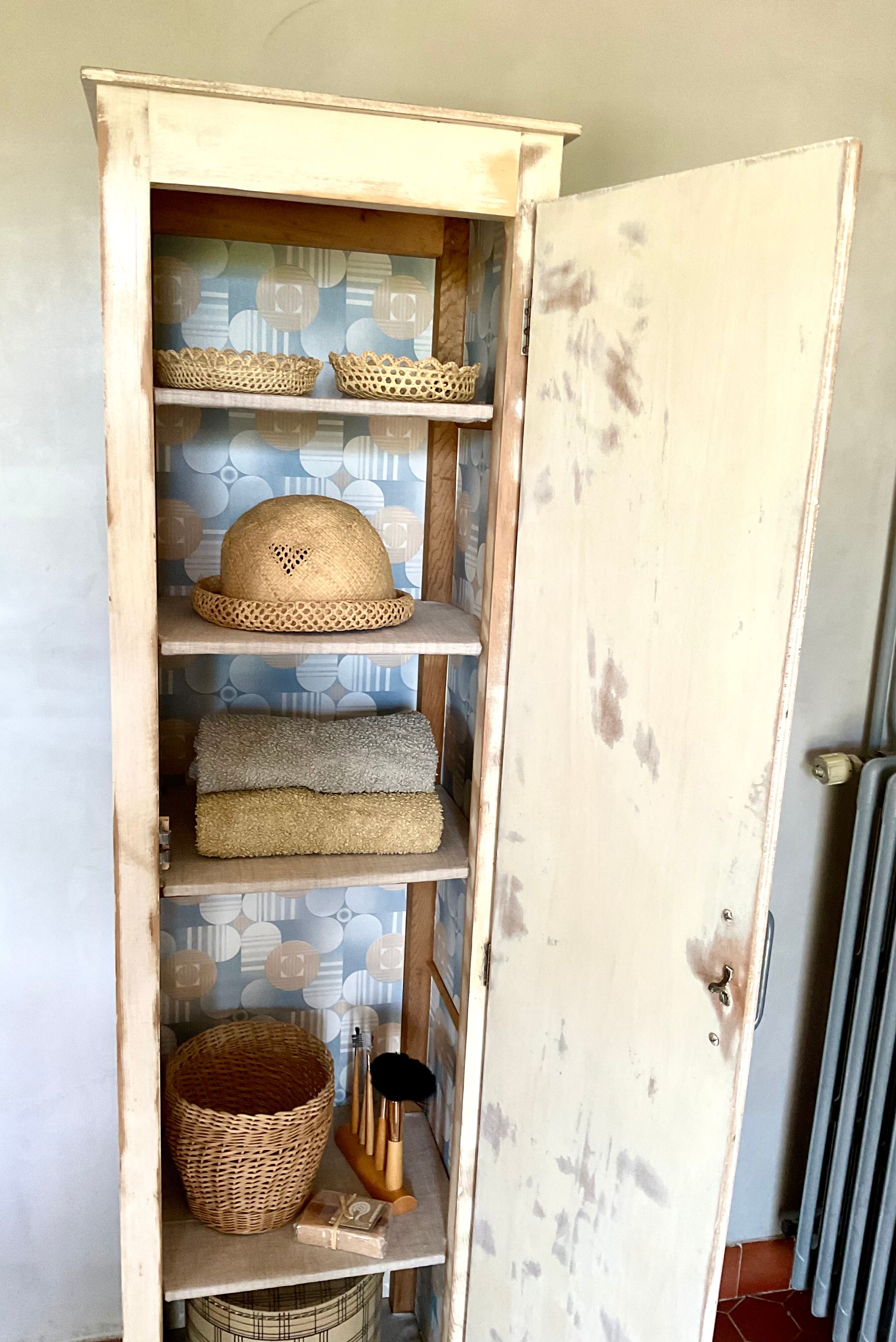 Patinated vintage column furniture