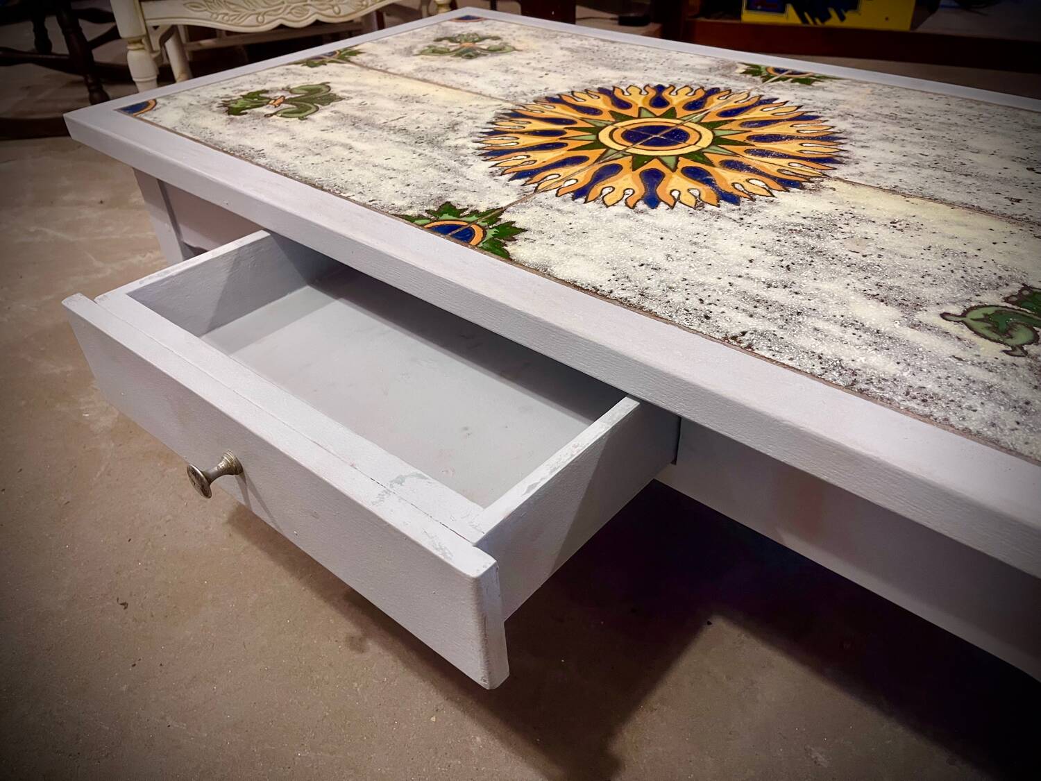 Monsand Picard coffee table