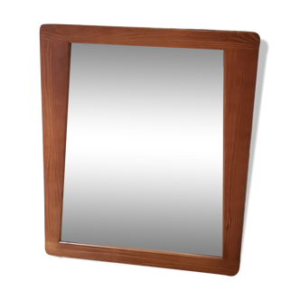 Asymmetric scandinavian mirror 59x81cm