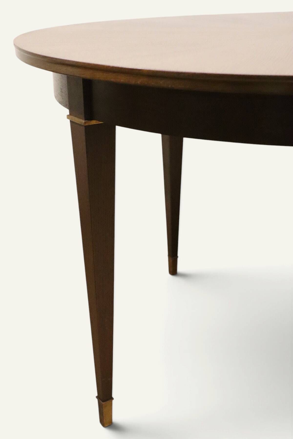 Dining table in mahogany, Neo-Classical style, Art Deco period, 1940.