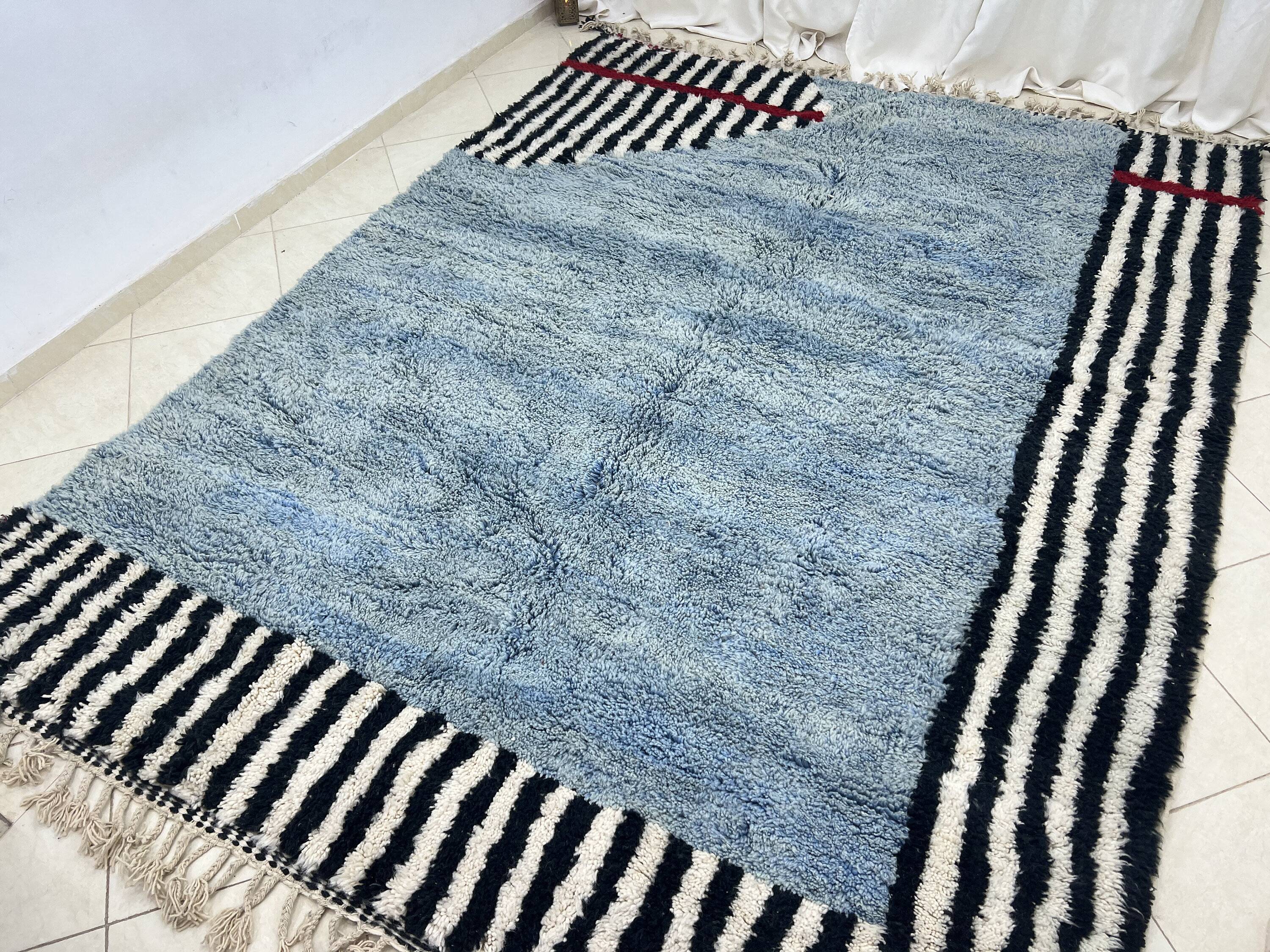 Berber carpet in pure wool 3 x 2 m