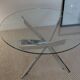 Table basse ronde Space Age acier chromé, verre, piètement hélice 70s