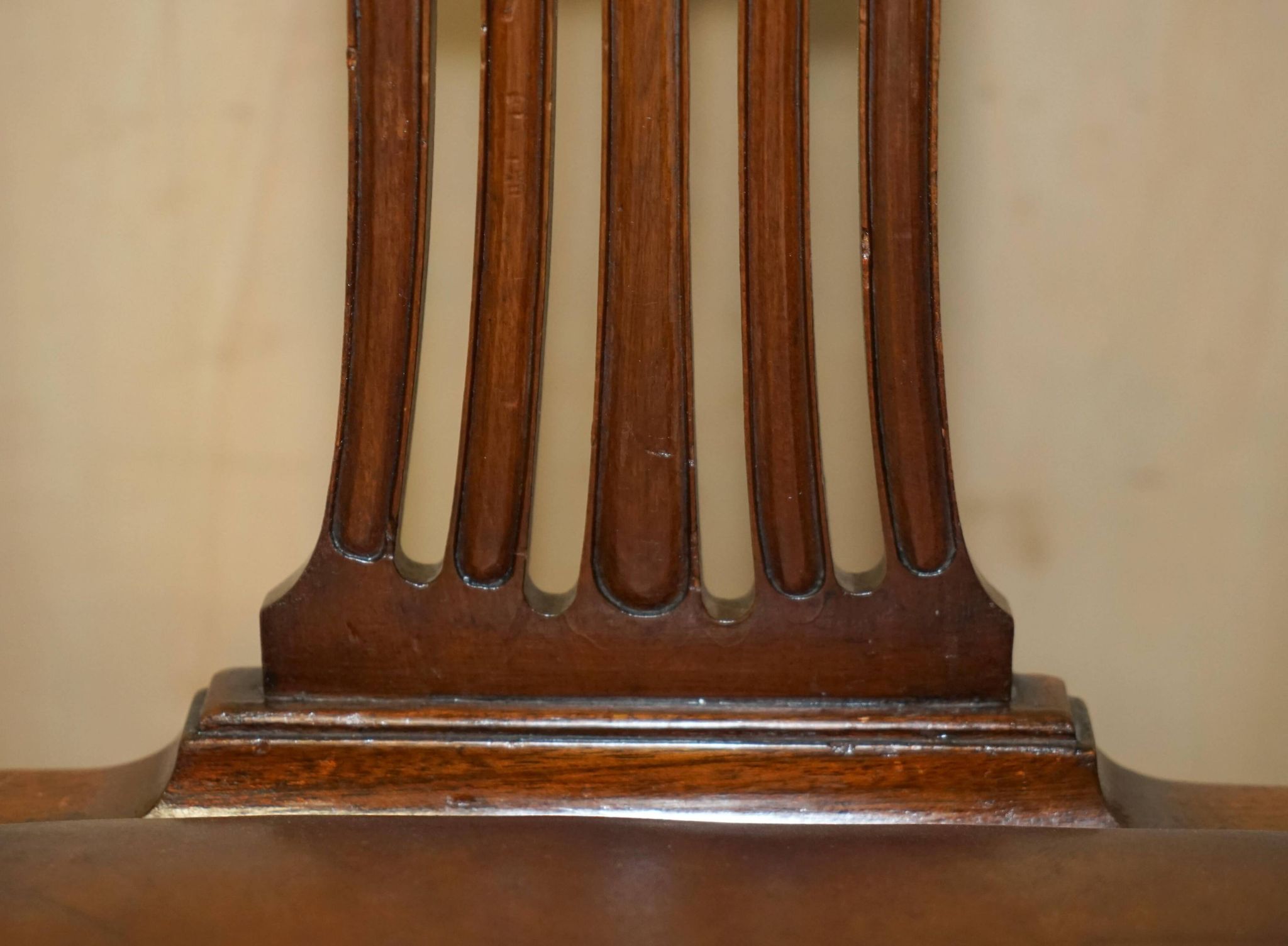 Antique George Hepplewhite captain's chair 1880 leather