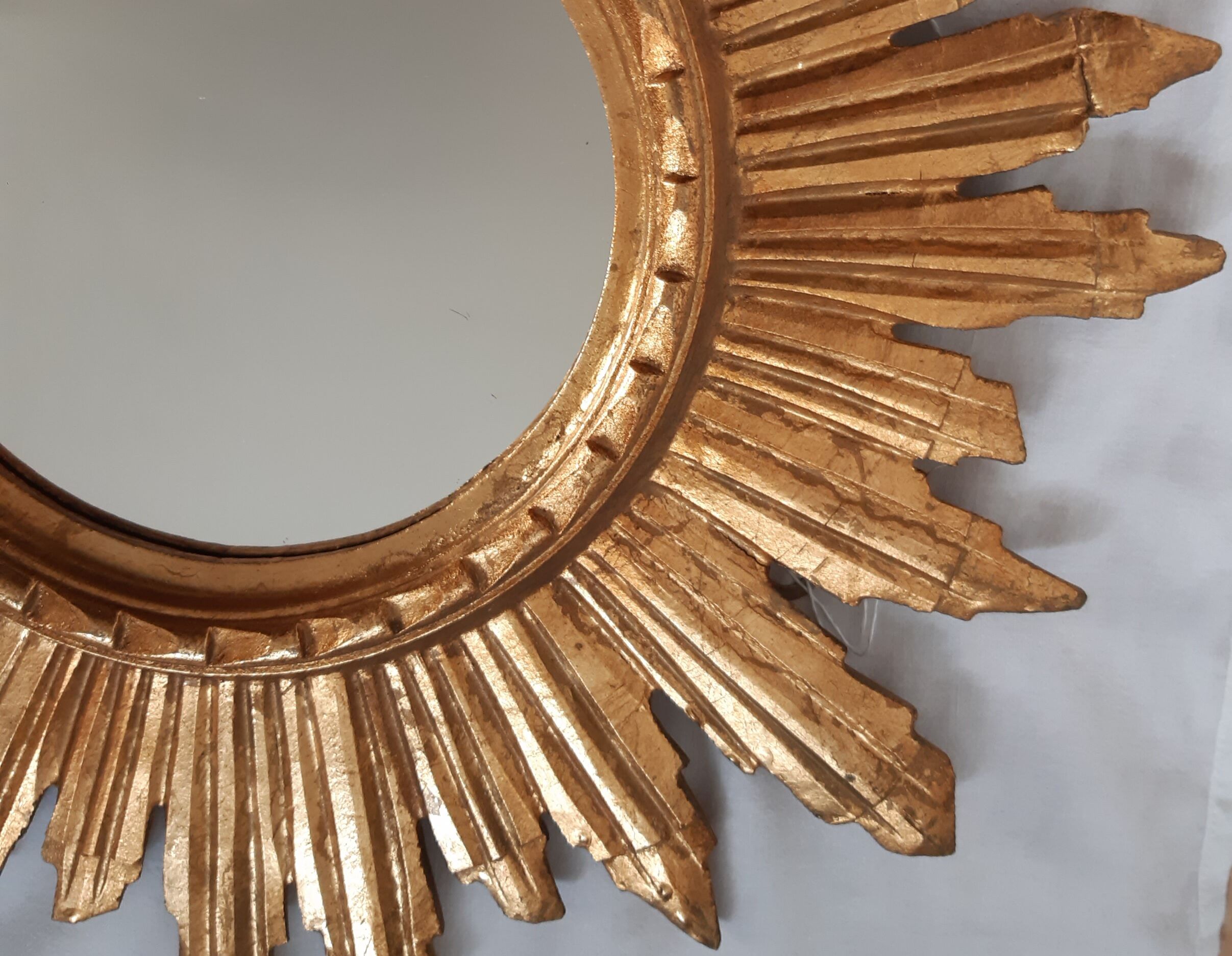 Golden sun mirror 47cm
