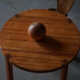 Mid-century Danish round dining table in solid pine, 1970s.