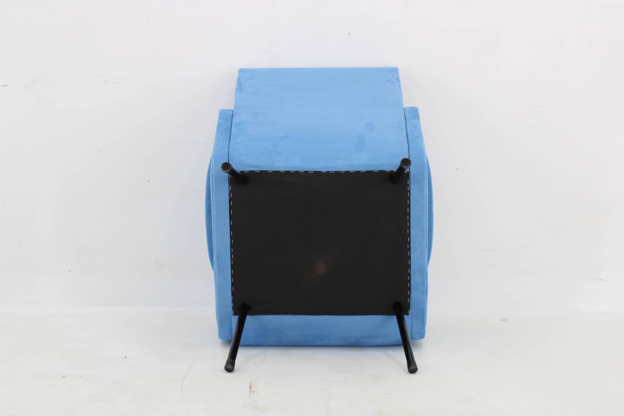 1960s Pair of Restored Italian Armchairs