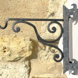 Corner stem