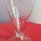 Lot 4 wine glasses conical shape