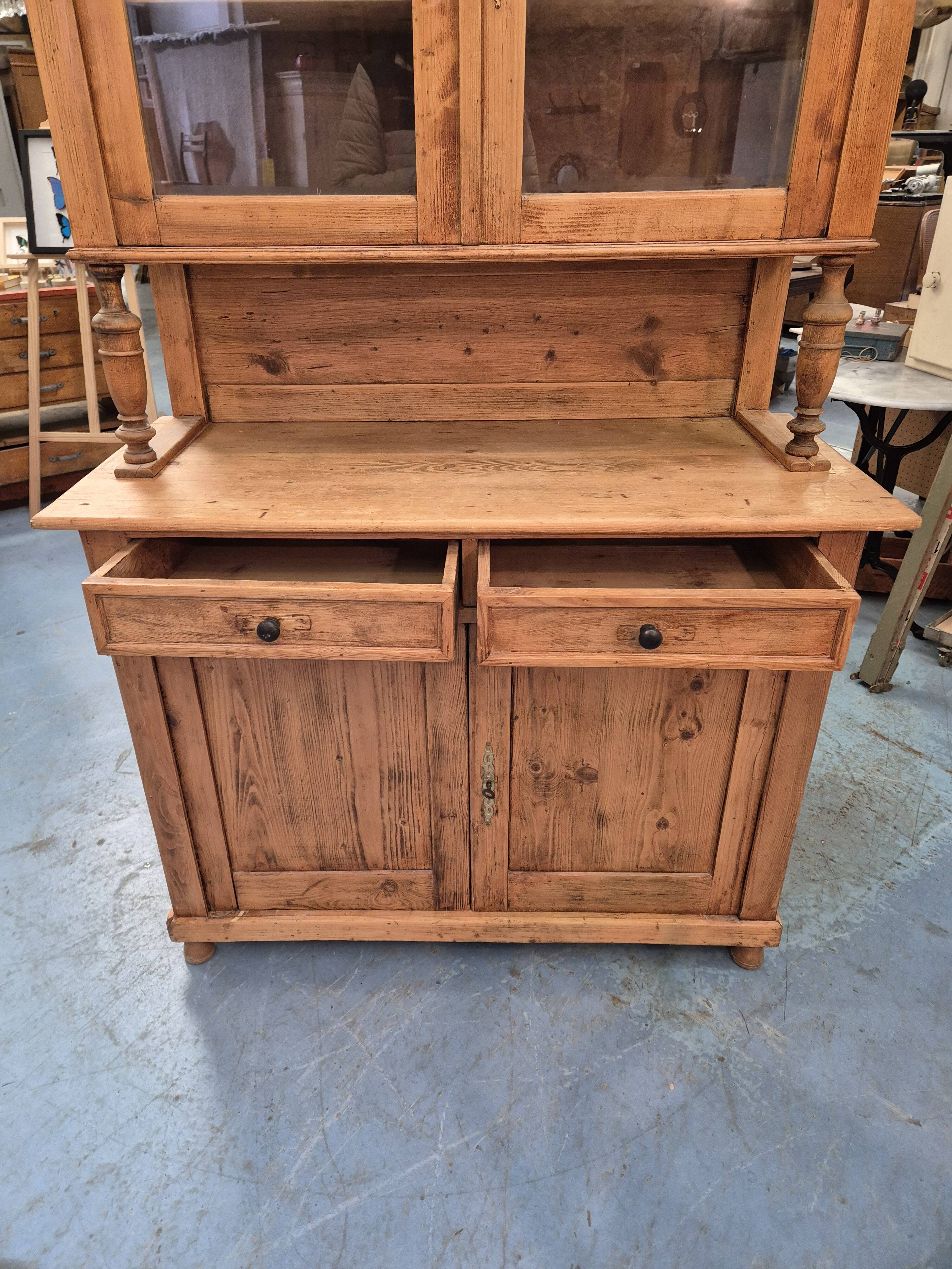Fir chest