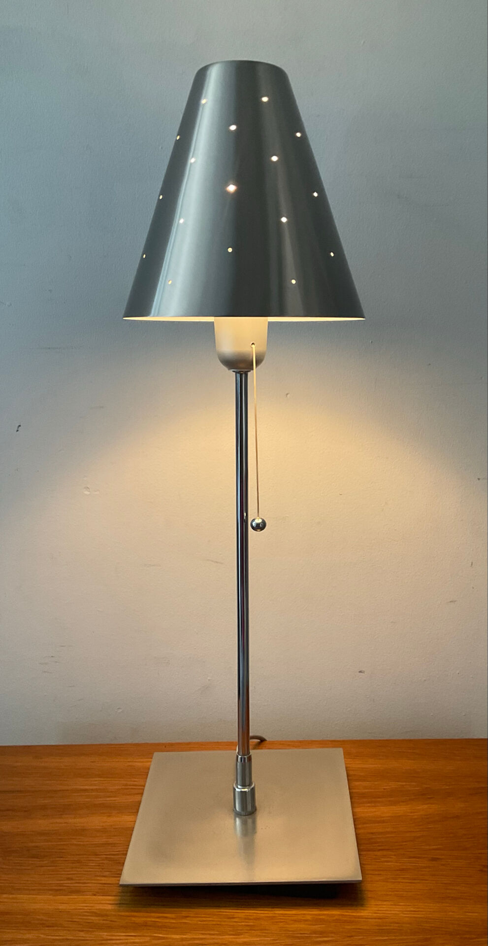 Brushed aluminium design lamp