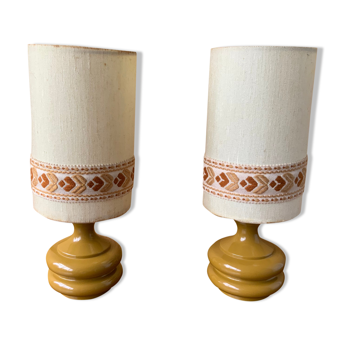 Pair of bedside lamps