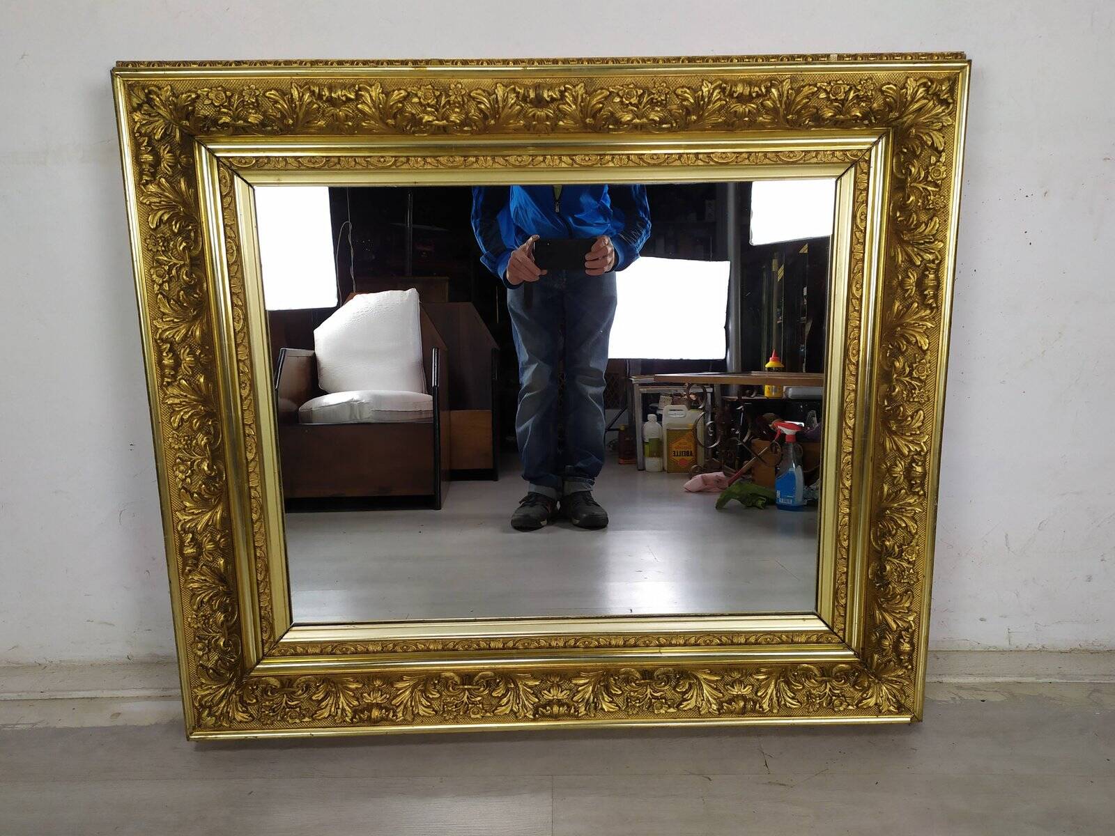 Miroir avec cadre doré