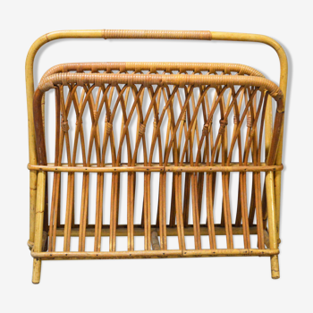 Vintage magazine rack of the 60s in rattan