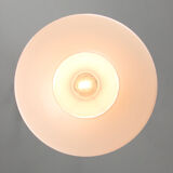 Suspension italienne en verre blanc et laiton du milieu du siècle