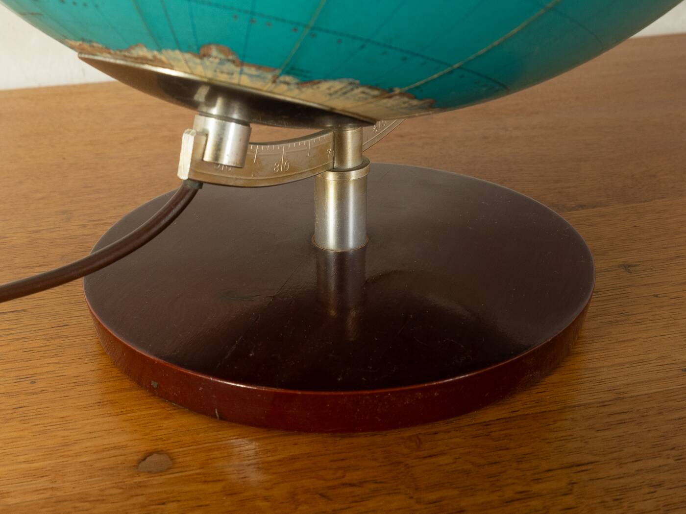 1970s Illuminated Globe