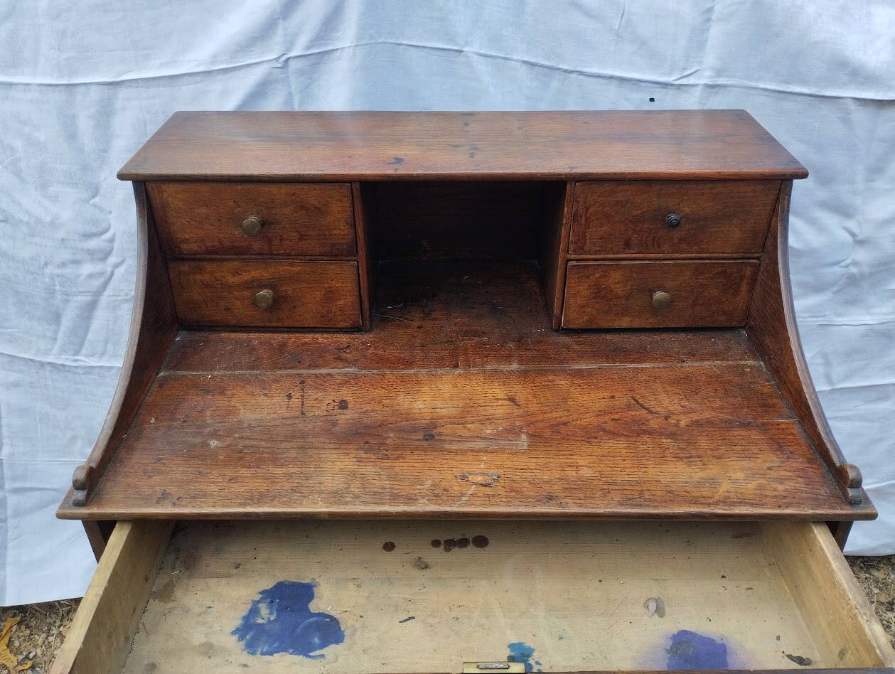 Victorian oak graduated desk – circa 1890-1910.