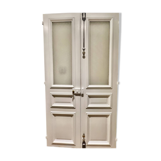 Haussmannian old glazed double door