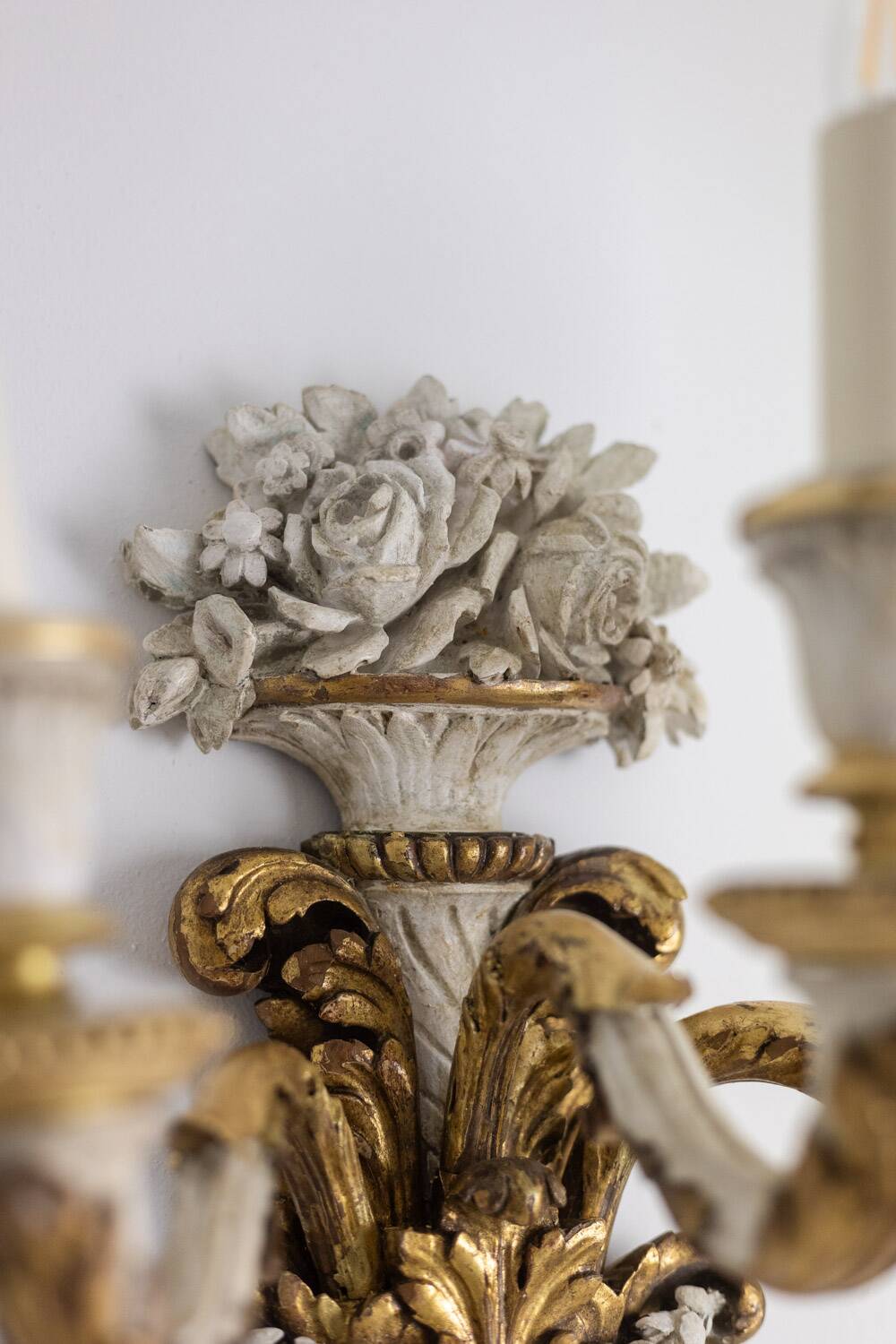 Pair of Louis XVI style wall lights in gilded and lacquered wood. Circa 1900.