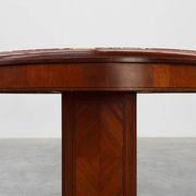 Table d'appoint ovale Art Déco en noyer avec plateau en marbre par De Coene, Belgique