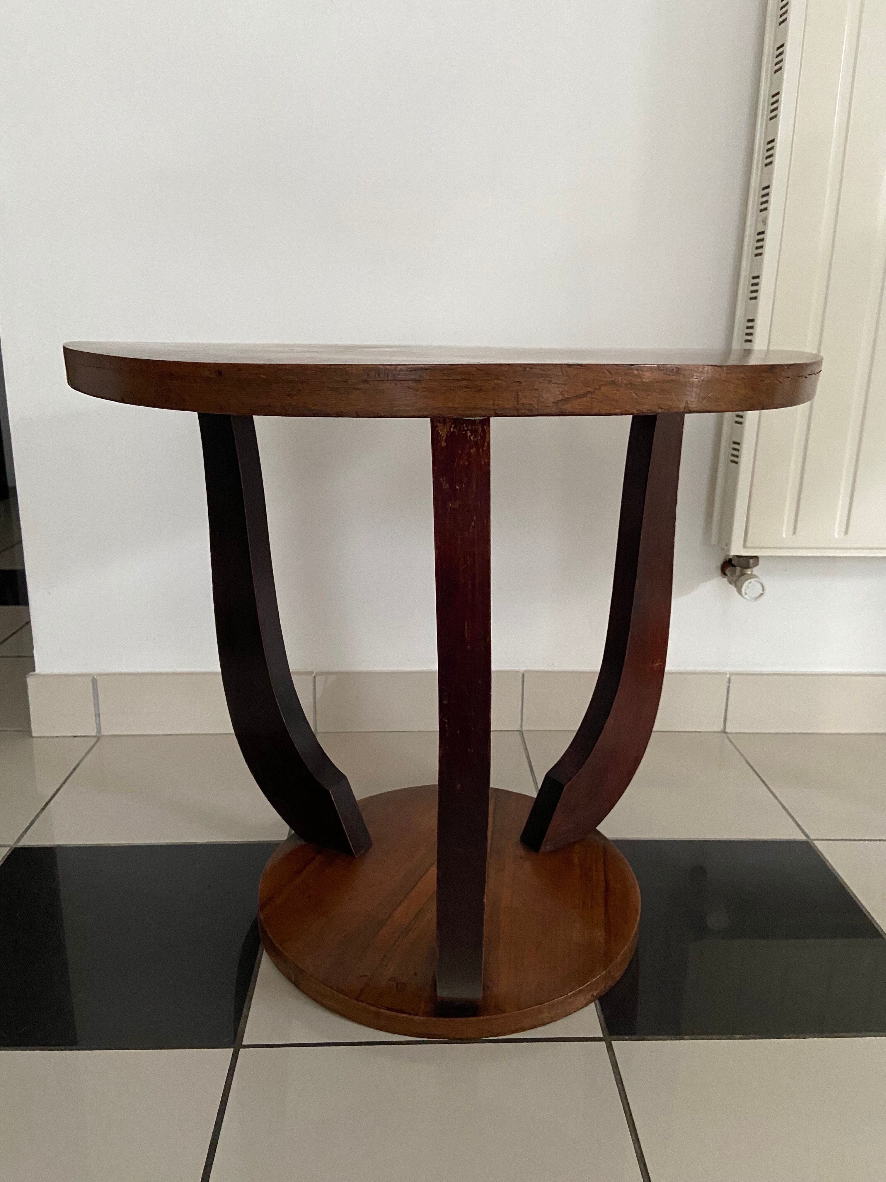 Art Deco pedestal table
