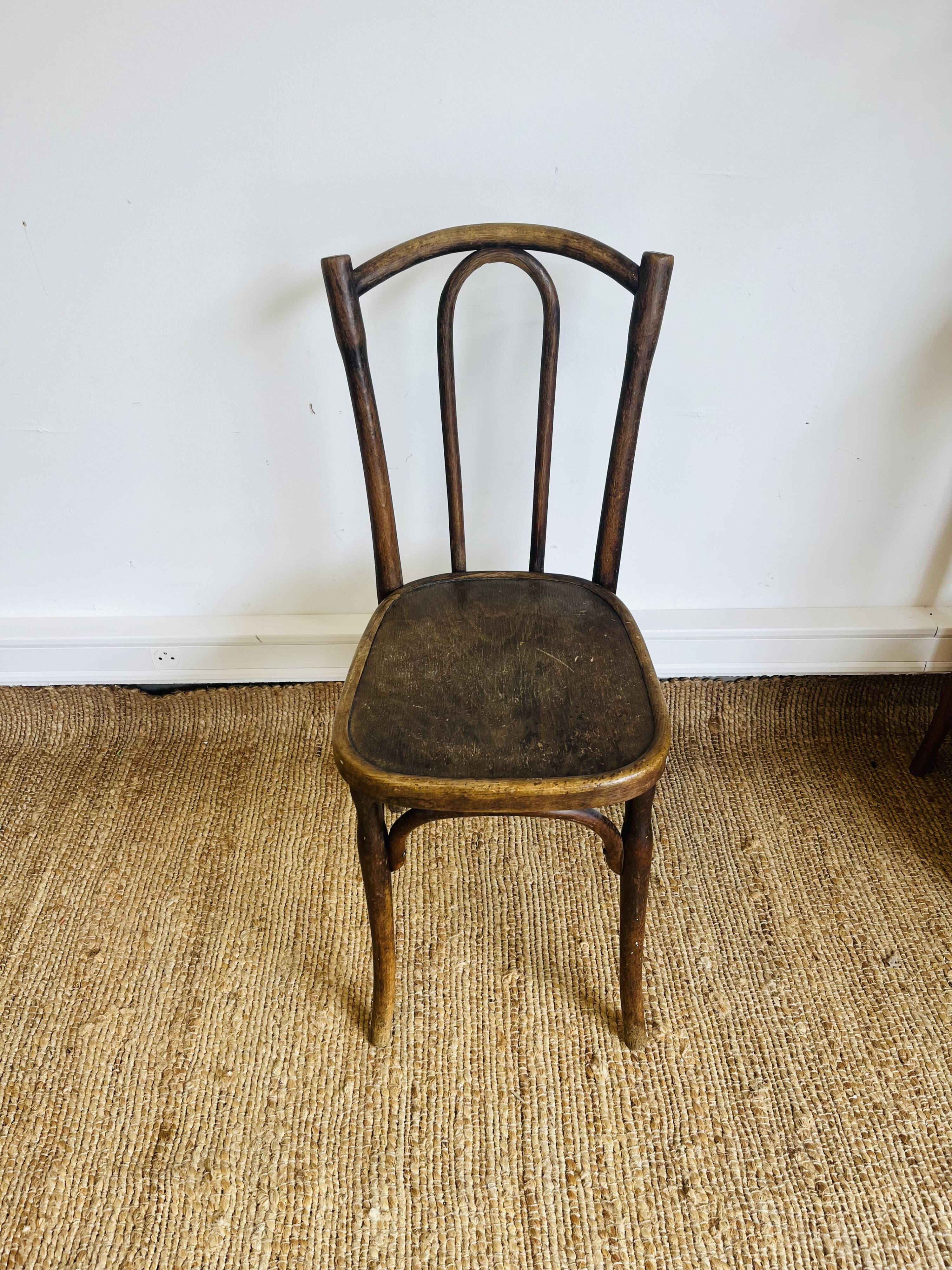Antique bistro chair – J & J Kohn – curved wood