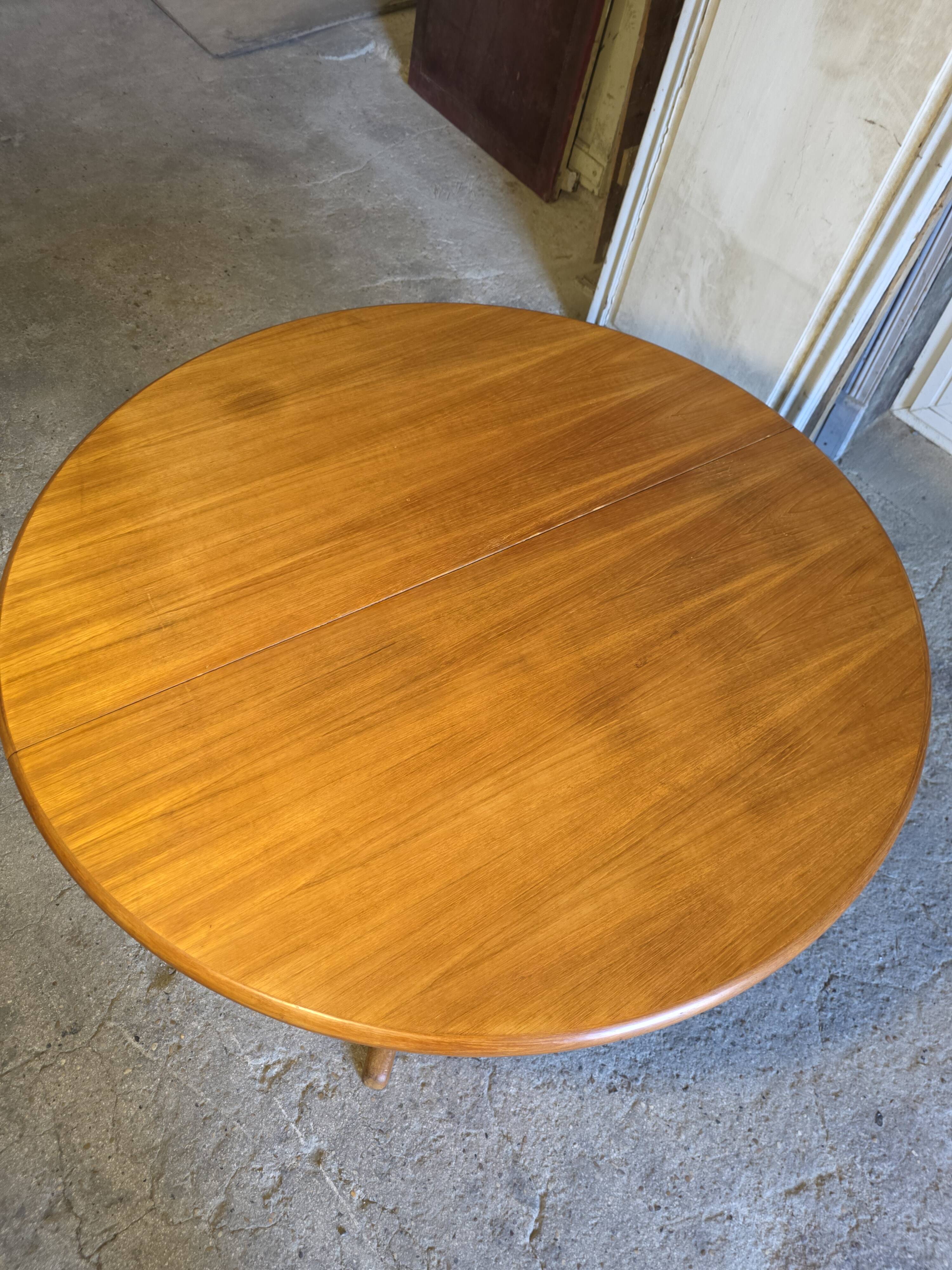 Table Baumann extensible en teck des années 60