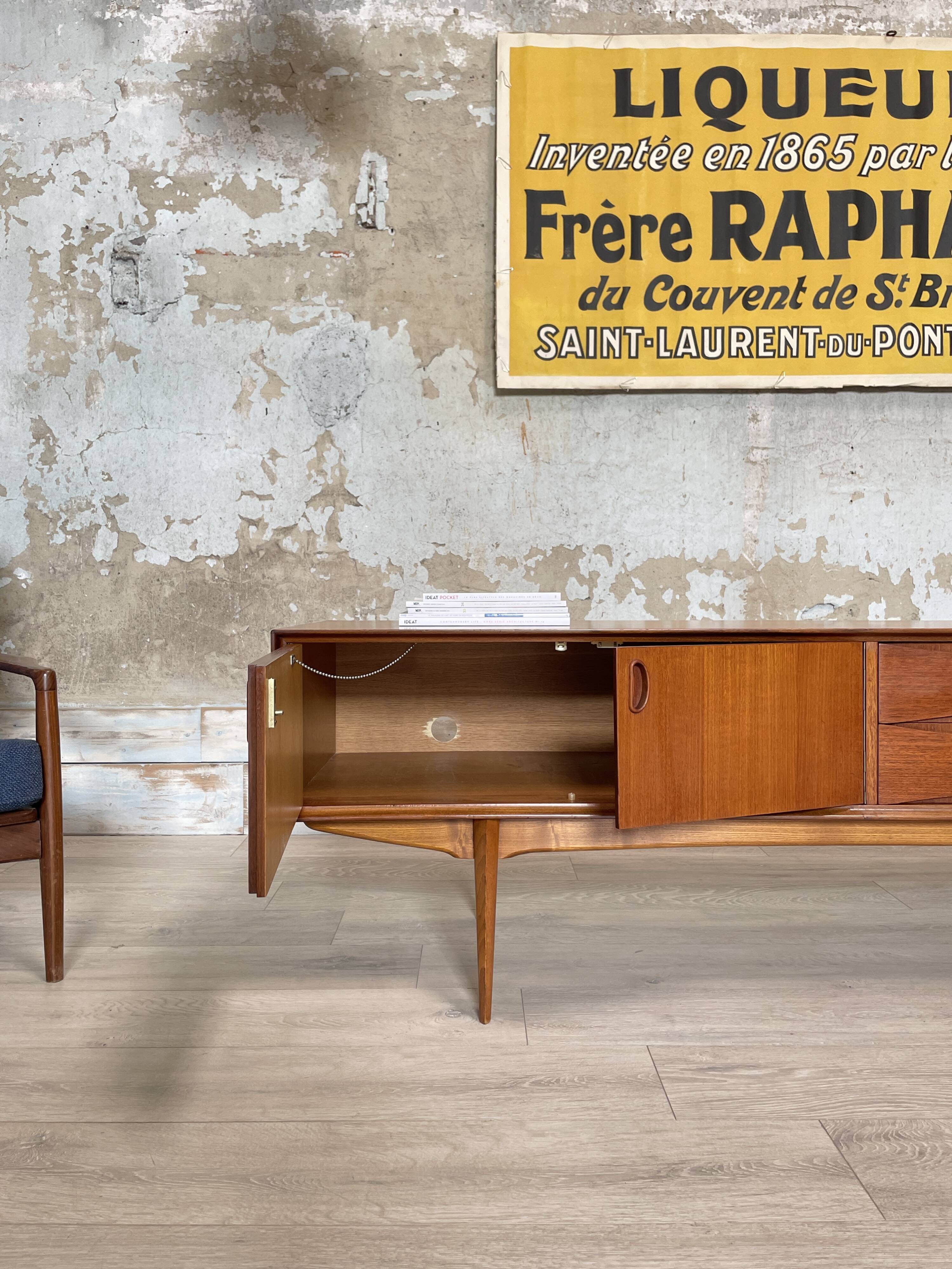 Scandinavian enfilade by Oswald Vermaercke for V-FORM, circa 1950