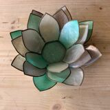 Mother-of-pearl flower candle holder