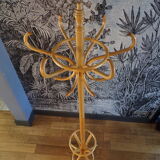 Curved wooden parrot coat rack