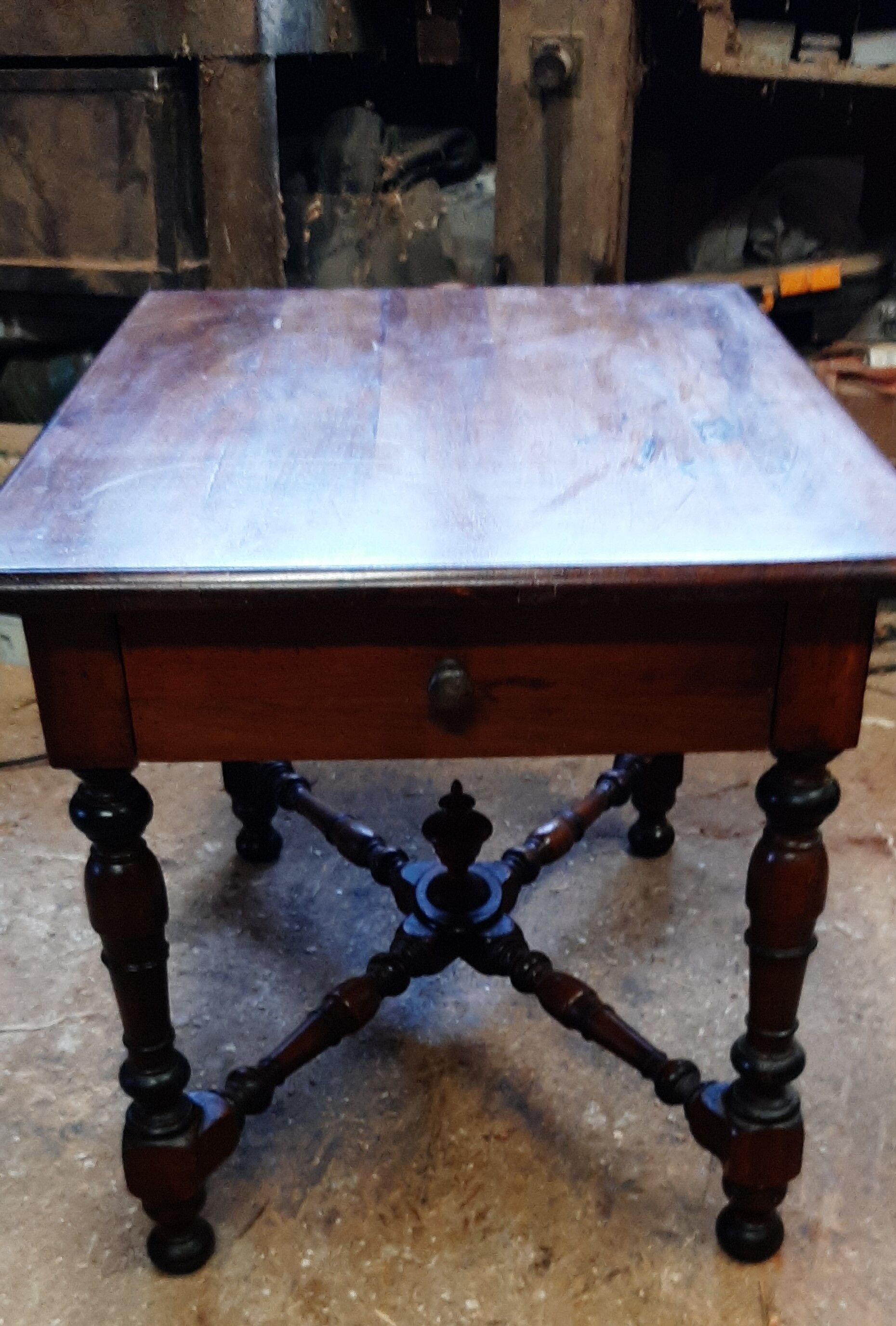 Coffee table 2 drawers